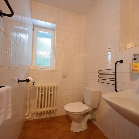 Lenka Hotel 3*