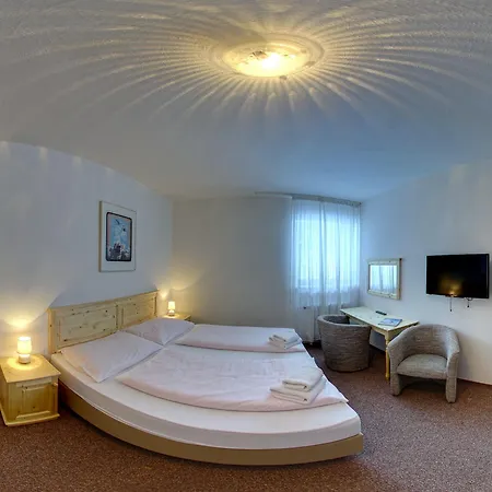 Lenka 3* Špindlerŭv Mlýn
