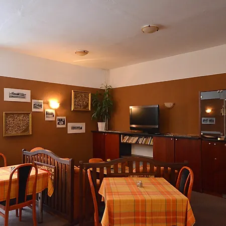 Lenka Hotel
