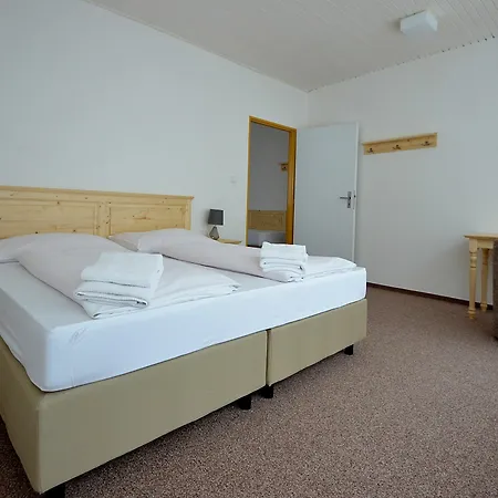Lenka 3* Špindlerŭv Mlýn